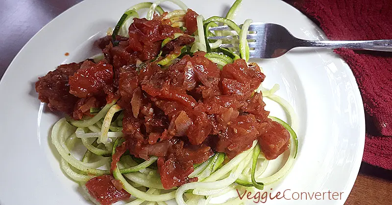 Bacony Zoodles Bolognese | @VeggieConverter